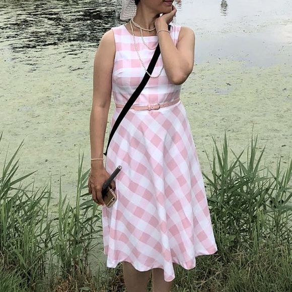 R&K Dresses - Picture 1 of 8